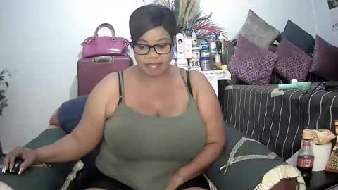 Snapshot of itumeleng74 chatting on February 2025 10:24:02 AM itumeleng74 online show from February 2025 10:24:02 AM