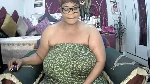 Snapshot of itumeleng74 chatting on February 2025 06:57:02 PM itumeleng74 online show from February 2025 06:57:02 PM