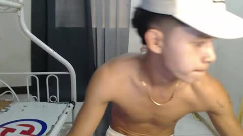 itzme_john online show from March 2026 03:01:02 AM