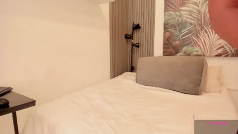 ivania_lua online show from July 2026 11:37:02 AM