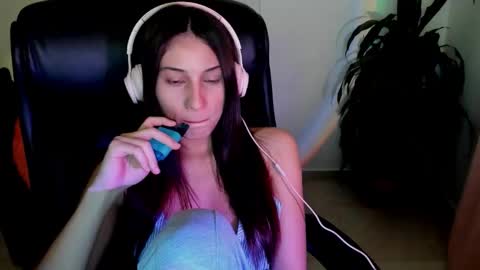 ivanna_essis online show from October 2025 12:54:02 AM