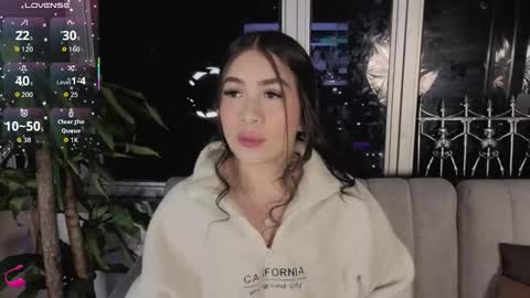 Ivanna West online show from October 2025 10:27:01 AM