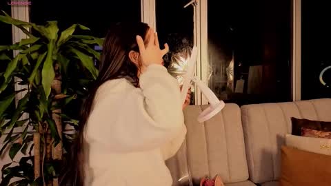 Ivanna West online show from November 2025 10:04:02 AM