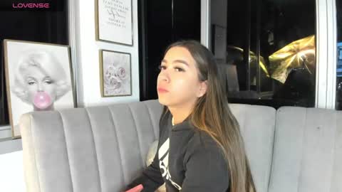 Snapshot of ivanna_west chatting on July 2026 09:59:01 AM Ivanna West online show from July 2026 09:59:01 AM