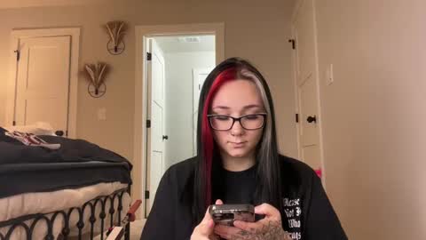 ivey jade online show from October 2025 06:42:02 AM