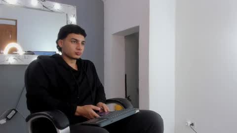 Snapshot of ivo_beischel chatting on September 2025 11:47:01 AM Ivo Beischel online show from September 2025 11:47:01 AM