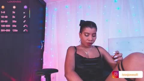  Ivon  Miss Jones  online show from October 2025 02:58:02 AM