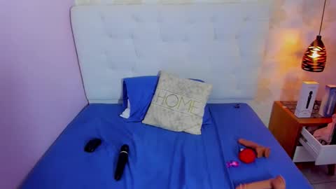 Snapshot of ivonneparker6 chatting on November 2025 07:35:02 PM IVONE online show from November 2025 07:35:02 PM