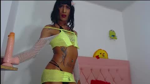 ivonneth online show from March 2026 05:22:01 AM