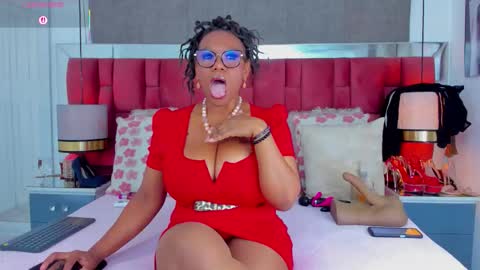 Snapshot of ivonsanchez chatting on February 2026 04:57:02 AM IVONSANCHEZ online show from February 2026 04:57:02 AM