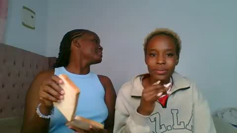 ivory_mae online show from July 2026 05:25:02 AM