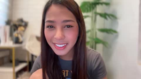 kirstenelsie online show from November 2025 01:50:02 AM