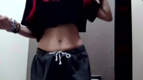 ivorytrixx online show from January 2026 06:44:01 PM