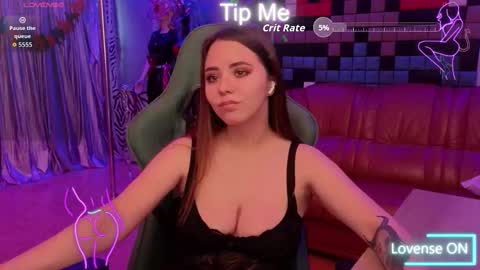 ivorywood_ online show from October 2025 11:46:02 AM