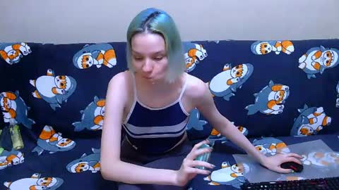 Snapshot of ivy__lester chatting on June 2026 05:02:02 PM Ivy and Lester online show from June 2026 05:02:02 PM