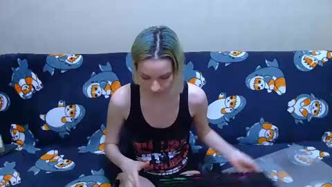 Snapshot of ivy__lester chatting on July 2026 06:00:02 PM Ivy and Lester online show from July 2026 06:00:02 PM