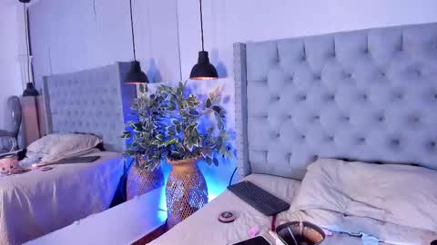 Daniela  online show from March 2026 08:01:02 PM