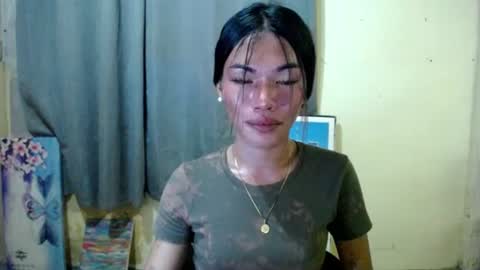 Snapshot of ivy_moorexoxo chatting on June 2026 09:25:02 AM Ivy online show from June 2026 09:25:02 AM