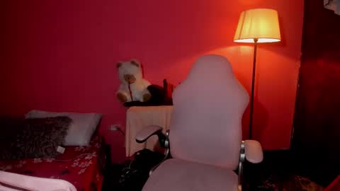 vivian online show from February 2026 08:43:01 PM