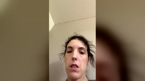 Snapshot of ivy_rose90 chatting on June 2026 08:41:01 PM ivy_rose90 online show from June 2026 08:41:01 PM