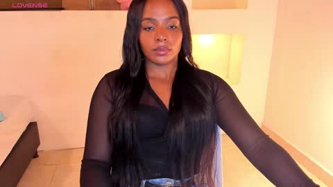 Snapshot of ivybliss8 chatting on December 2024 03:21:01 PM i v y  b l i s s online show from December 2024 03:21:01 PM