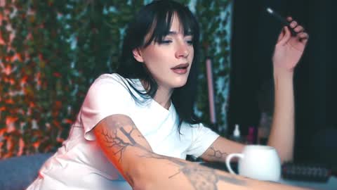 Snapshot of ivyjonson chatting on December 2024 02:17:02 PM Miss Ivy online show from December 2024 02:17:02 PM