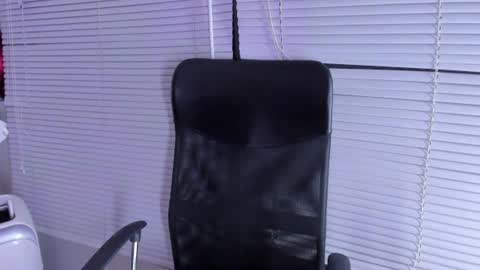 Snapshot of ivymilleer chatting on June 2026 05:12:01 AM ivymilleer online show from June 2026 05:12:01 AM
