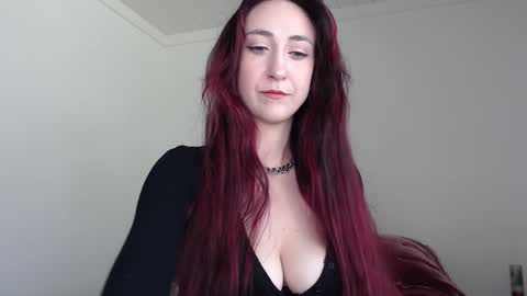 Snapshot of ivyrosiex chatting on October 2025 03:24:02 PM Ivy Rosie online show from October 2025 03:24:02 PM