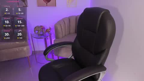 ivyy_moon online show from February 2026 04:06:01 AM