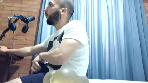 iwanturarse online show from March 2026 05:49:02 PM