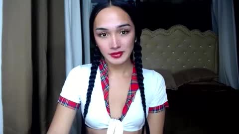 iwillcum4u_ online show from October 2025 05:25:01 PM