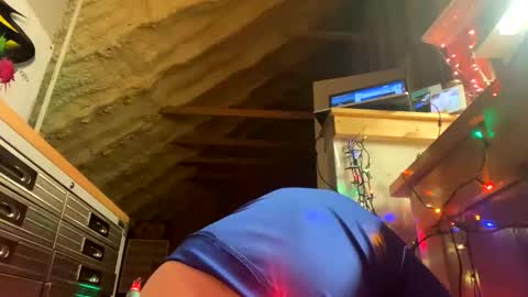 Snapshot of iwinnner chatting on December 2024 03:18:02 AM That  Guy  online show from December 2024 03:18:02 AM