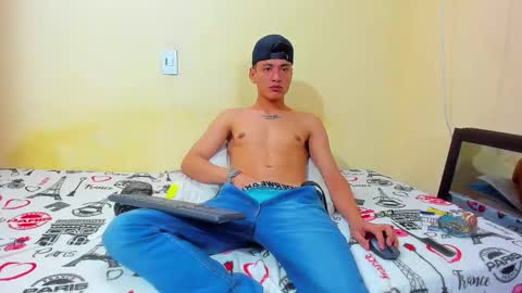 ixchell_dewei online show from October 2025 05:05:01 AM