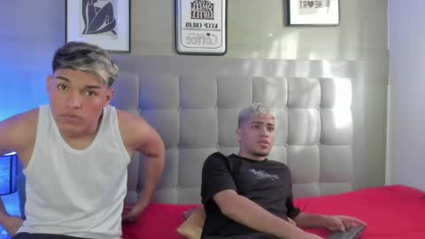 izaack online show from December 2024 01:06:02 PM