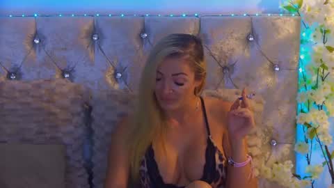 Izabella online show from July 2026 03:13:01 AM