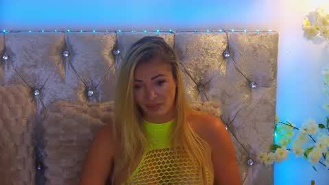 Izabella online show from August 2026 03:28:01 AM
