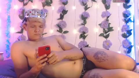 izan online show from February 2026 08:17:02 PM