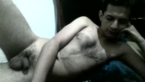 Snapshot of izmaelr chatting on April 2026 07:45:01 AM Jonathan online show from April 2026 07:45:01 AM