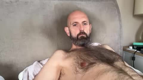 izzysboytoy1 online show from May 2026 07:58:02 AM