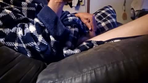 j1025402 online show from November 2025 11:45:01 AM