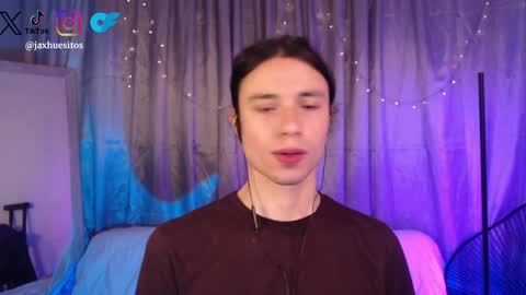 Hey im Jaxxxon check my info     online show from April 2026 10:05:01 AM