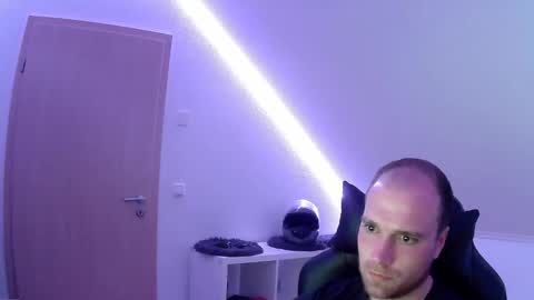 Snapshot of j_german783377 chatting on April 2026 07:25:02 PM here4y online show from April 2026 07:25:02 PM