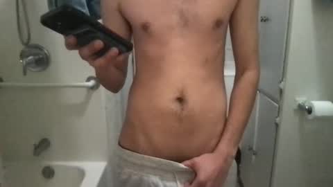 j_reyes24 online show from January 2025 06:48:01 PM