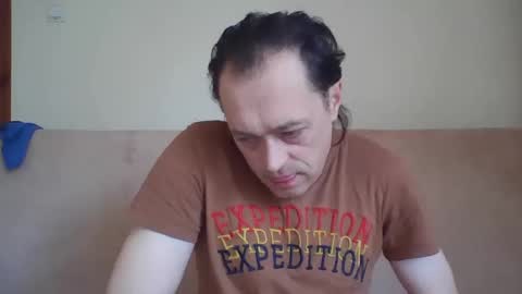 Snapshot of ja424387 chatting on February 2026 09:45:02 AM Tomek online show from February 2026 09:45:02 AM