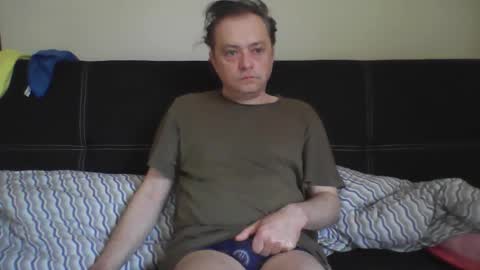 Snapshot of ja424387 chatting on March 2026 07:45:01 AM Tomek online show from March 2026 07:45:01 AM