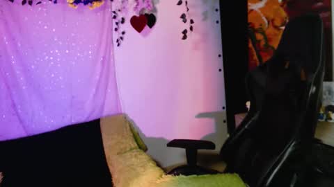 jade 18  online show from February 2026 10:58:01 AM