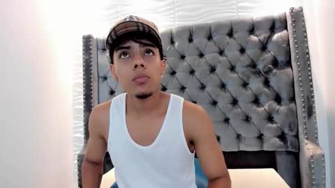 Jacoock online show from November 2025 04:01:02 AM