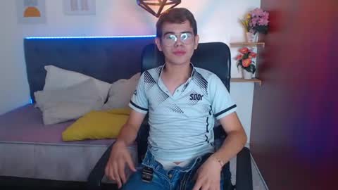 Snapshot of jack__thomas chatting on June 2026 02:04:01 PM JACK TOMAS online show from June 2026 02:04:01 PM