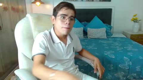Snapshot of jack__thomas chatting on June 2026 01:45:02 PM JACK TOMAS online show from June 2026 01:45:02 PM