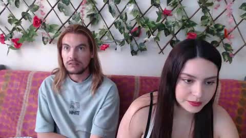 Jack and Emily online show from September 2025 06:08:01 PM